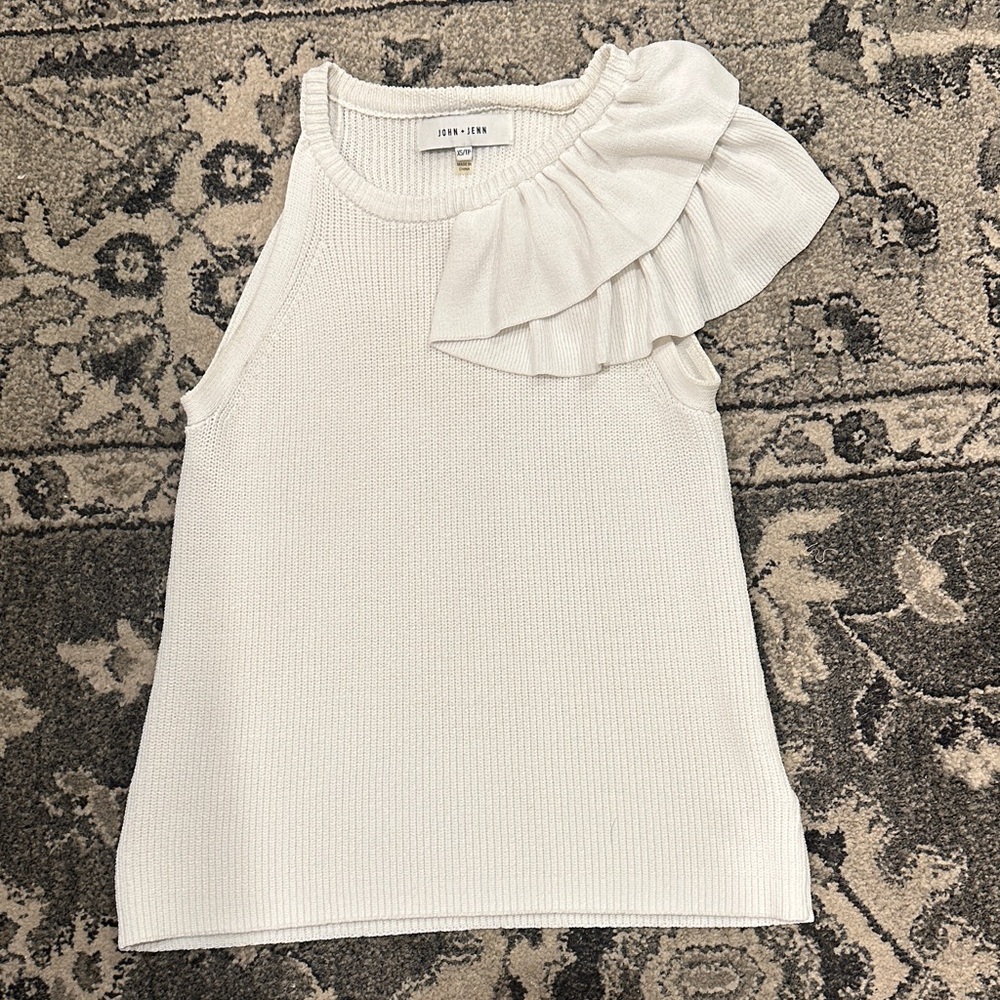 John + Jenn White Sleeveless Sweater - XS